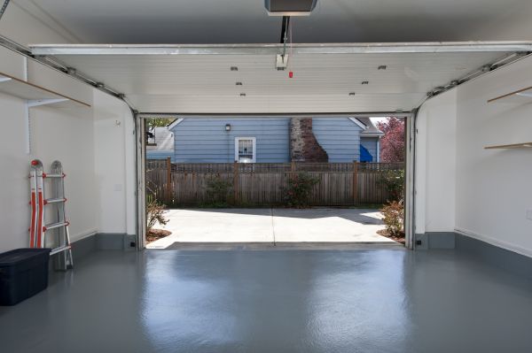 Cost of Garage Settling Repair in Hamilton